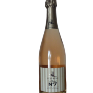 C Crémant de Limoux AOC La Rose accompagne particulièrement bien les mets rosés : crevettes, saumon, tarama, tarte aux fruits rouges, fraises melba … ou tout simplement à l’apéritif