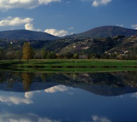 Roche Condrieu montagnes Rhône Alpes