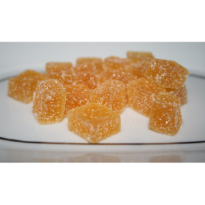 Clementine de Calabre IGP sous forme de Pâte de fruit. Minimum 40% de fruit. Riche en goût, pratique à emporter partout et en toute saison.