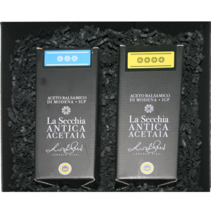 Coffret de deux vinaigres balsamiques de Modène IGP.3 étoiles vieilli dans 12 fûts en bois de cerisier & 4 étoiles vieilli dans 16 fûts en bois de genèvrier