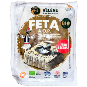 Feta AOP grecque. Fromage de brebis (70%) et chèvre (30%). Texture tendre et fondante avec une belle longueur en bouche. Fromage de tradition millénaire.