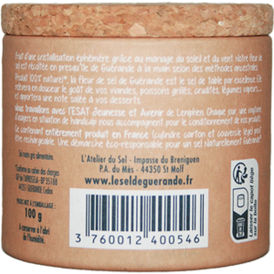 fleur de sel de Guérande IGP, texture légère et friable, saveur fine riche en oligo-éléments. Récoltée à la main par des paludiers dans les marais salants.