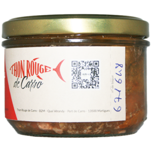 Thon rouge de ligne au piment oiseau et baies roses. Pêché de manière artisanale en Mediterranée, sur la côte bleu. Texture ferme, plein de caractère.